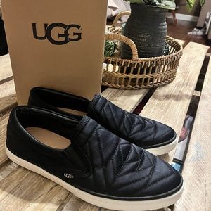 UGG Soleda Quilted Slip On Size 8 NEW IN BOX